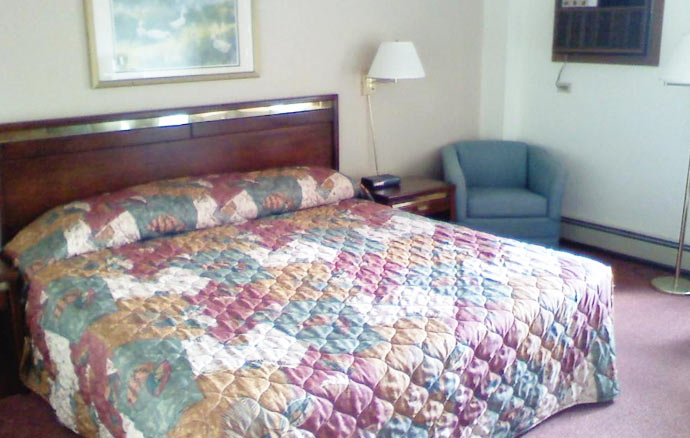 One King Bed in Waseca MN